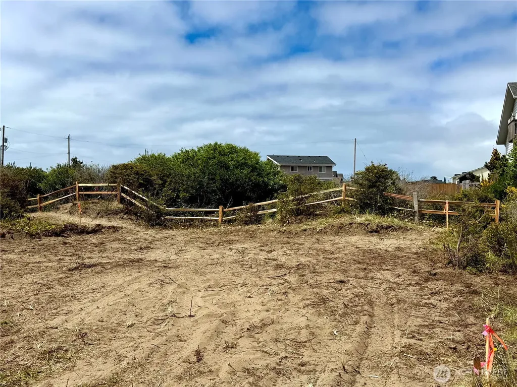 408 N Bel Air Loop SW Ocean Shores WA 98569