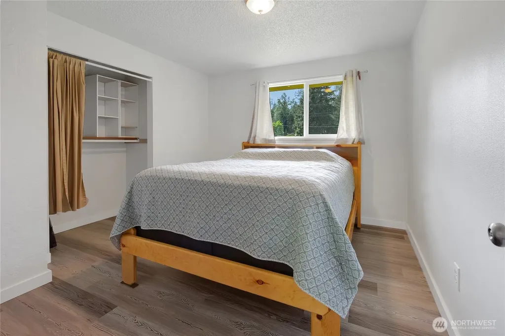 33109 78th Avenue S Roy WA 98580