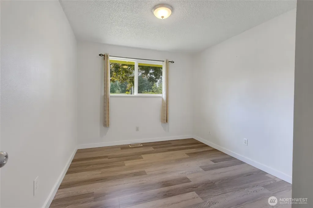 33109 78th Avenue S Roy WA 98580