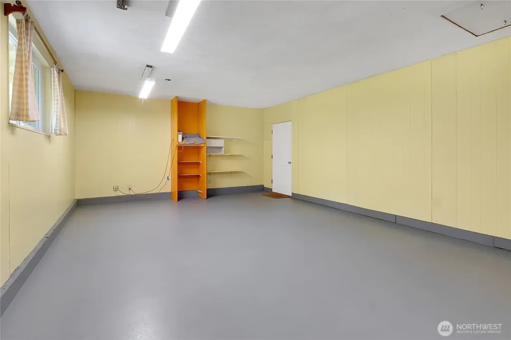 33109 78th Avenue S Roy WA 98580