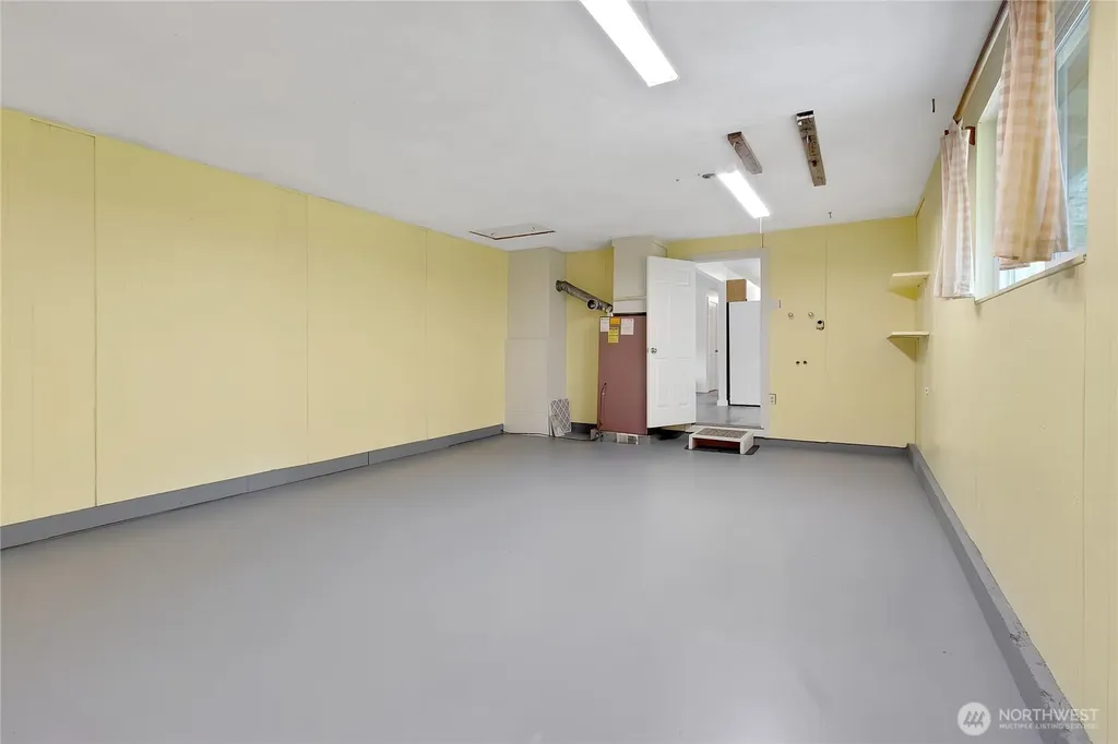 33109 78th Avenue S Roy WA 98580