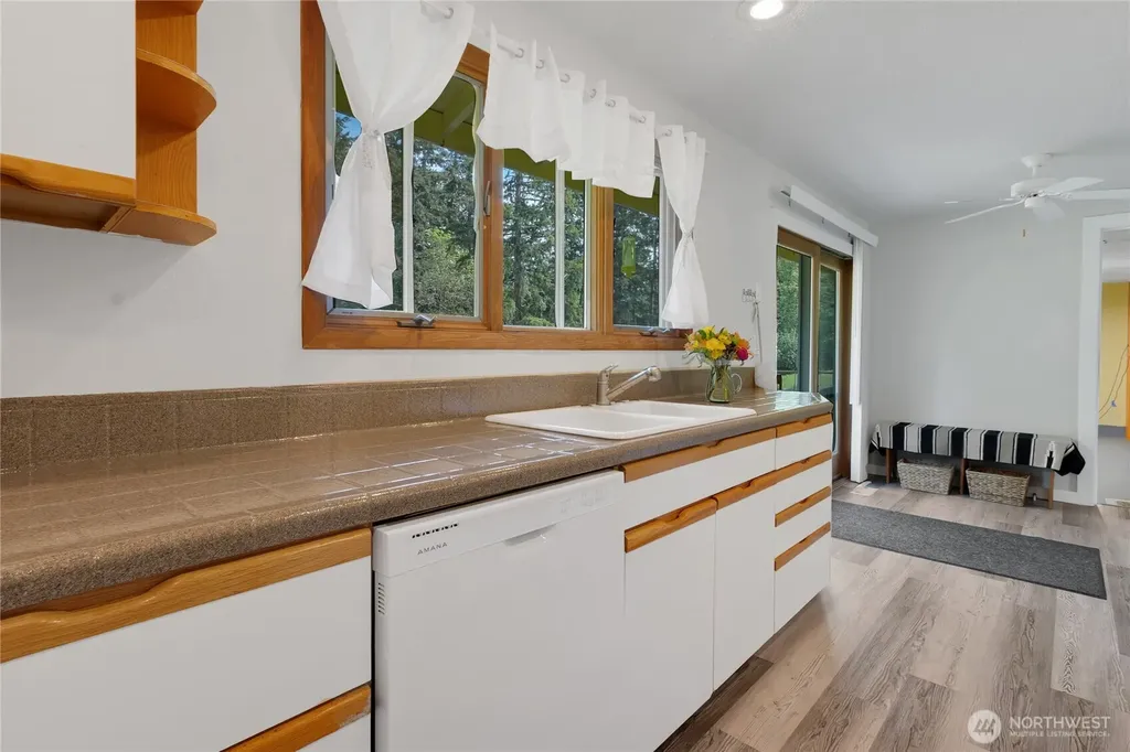 33109 78th Avenue S Roy WA 98580