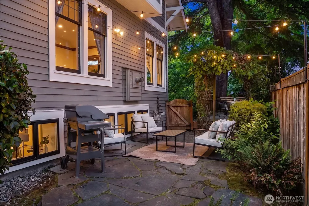 3307 E Pike Street Seattle WA 98122