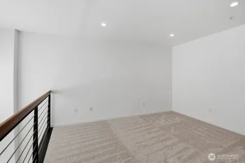 10575 NE 12th Place Bellevue WA 98004