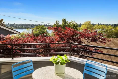 2112 N 64th Street Seattle WA 98103