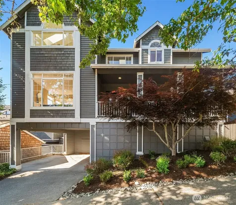 2112 N 64th Street Seattle WA 98103