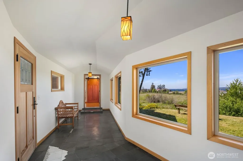 38104 Hillview Lane NE Hansville WA 98340