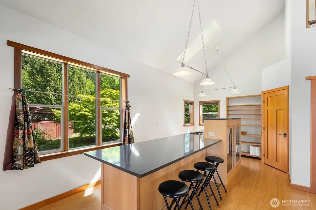 38104 Hillview Lane NE Hansville WA 98340