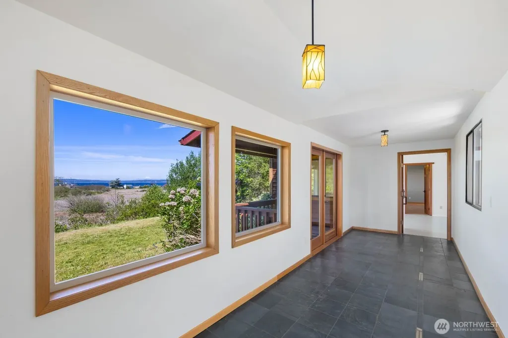 38104 Hillview Lane NE Hansville WA 98340