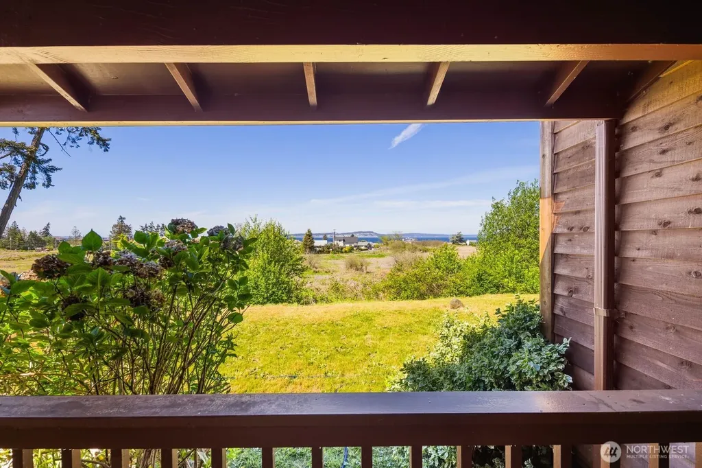 38104 Hillview Lane NE Hansville WA 98340