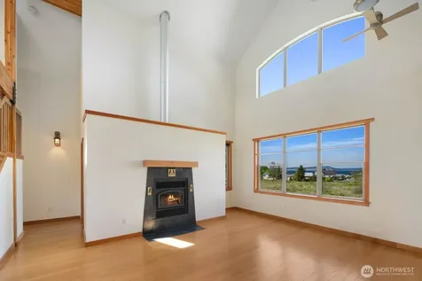 38104 Hillview Lane NE Hansville WA 98340