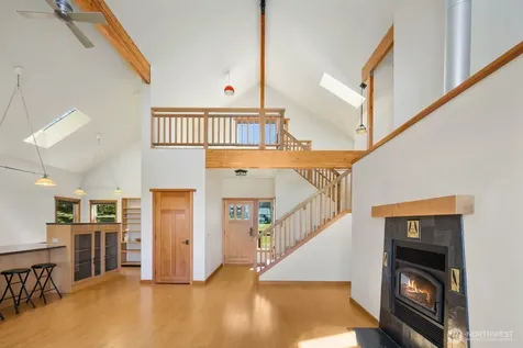 38104 Hillview Lane NE Hansville WA 98340