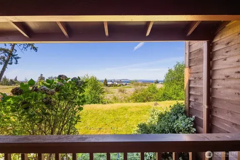 38104 Hillview Lane NE Hansville WA 98340