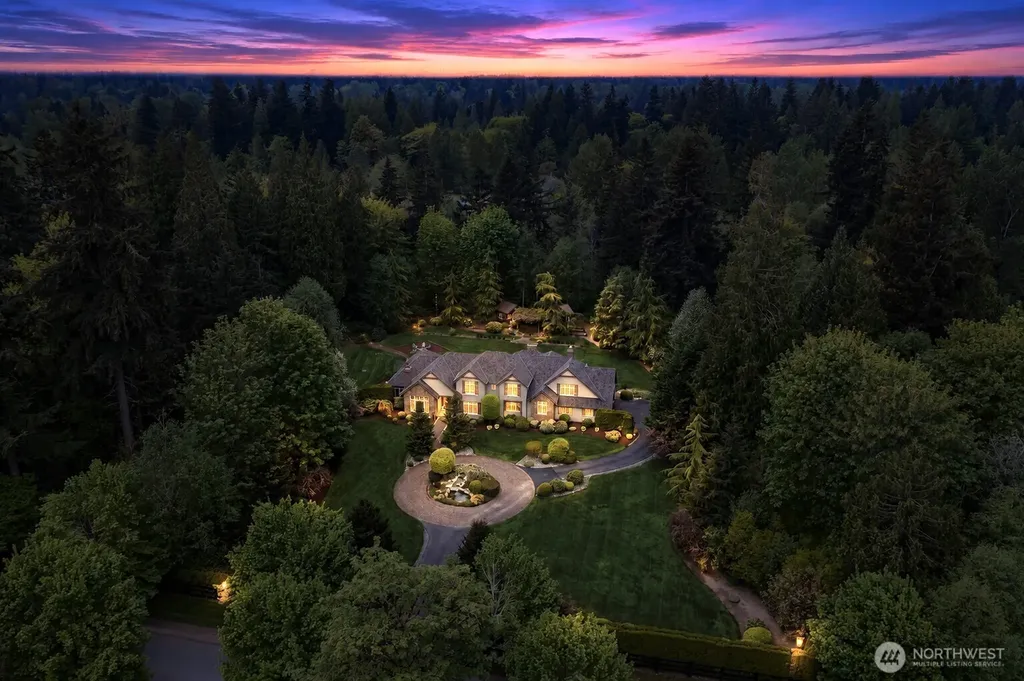 8407 255th Avenue NE Redmond WA 98053
