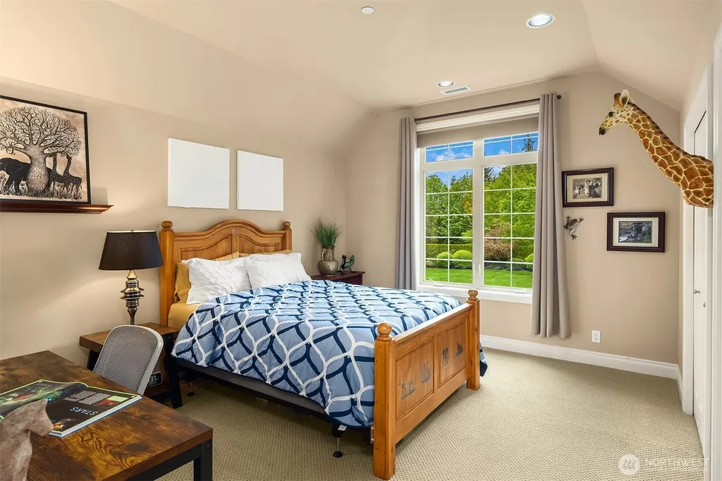 8407 255th Avenue NE Redmond WA 98053