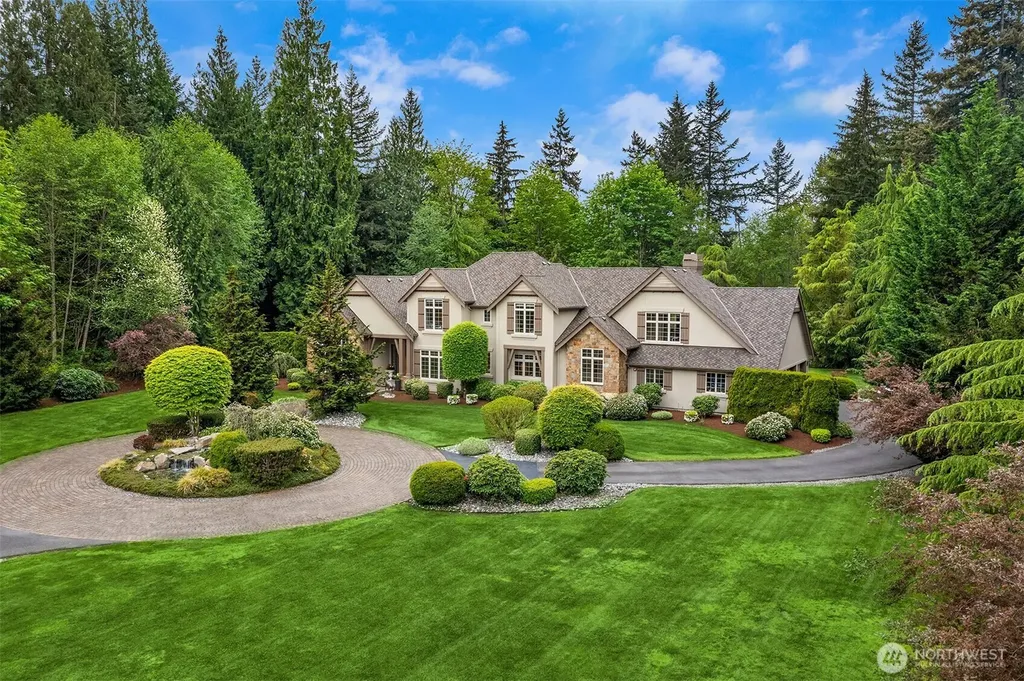 8407 255th Avenue NE Redmond WA 98053