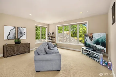 8407 255th Avenue NE Redmond WA 98053