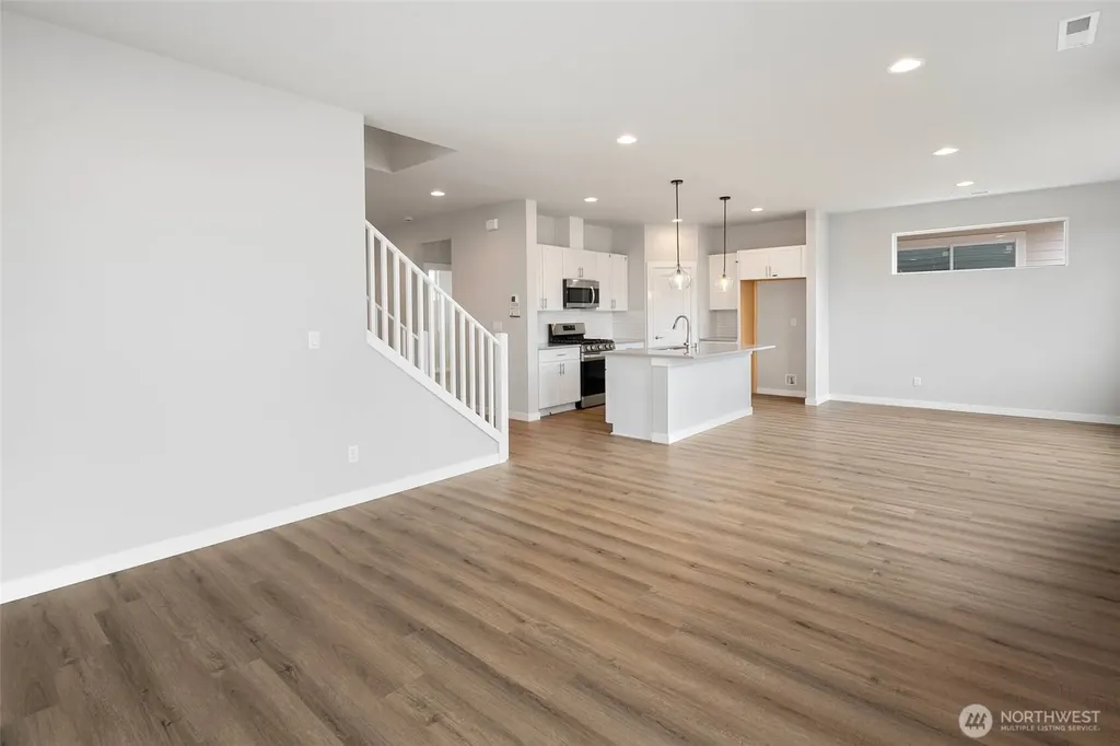 586 SW 97th Street Seattle WA 98106