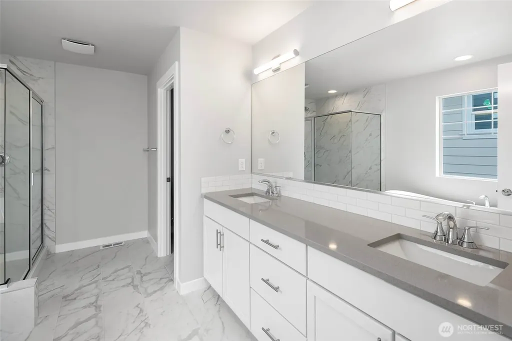 586 SW 97th Street Seattle WA 98106