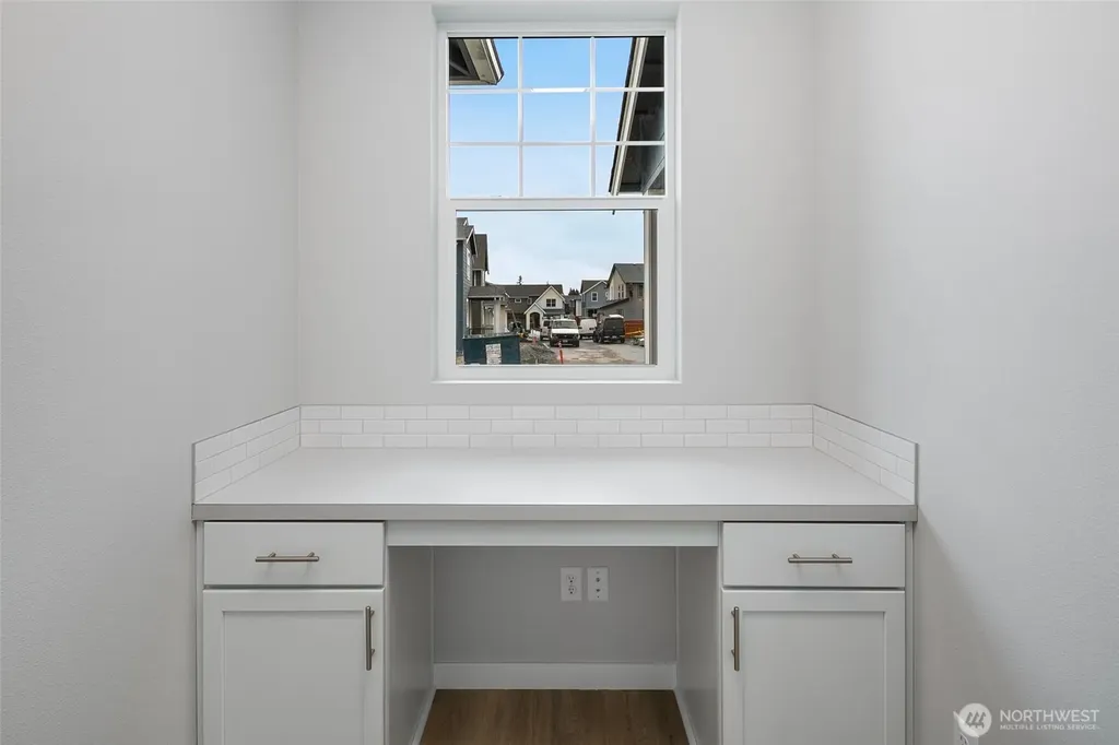 586 SW 97th Street Seattle WA 98106