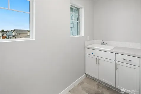586 SW 97th Street Seattle WA 98106