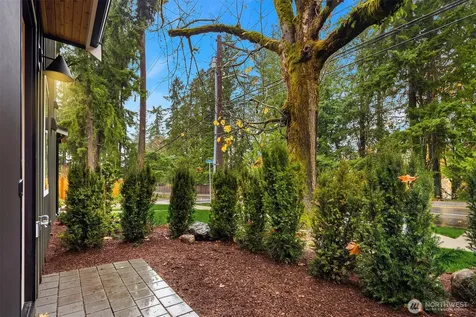 13131 NE 87th Lane Kirkland WA 98033