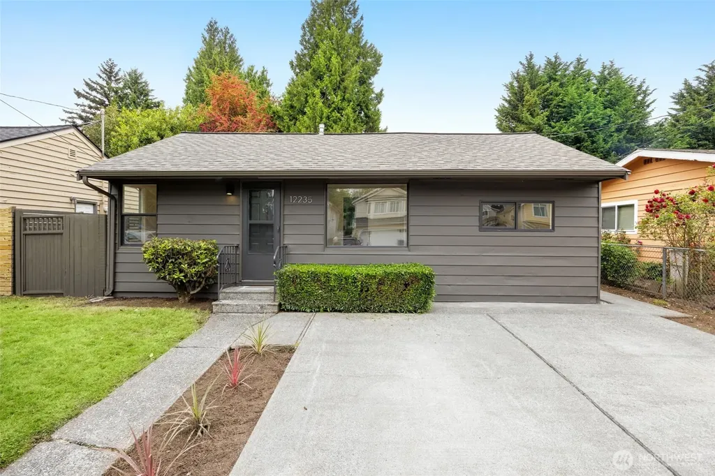 12235 43rd Avenue S Seattle WA 98178