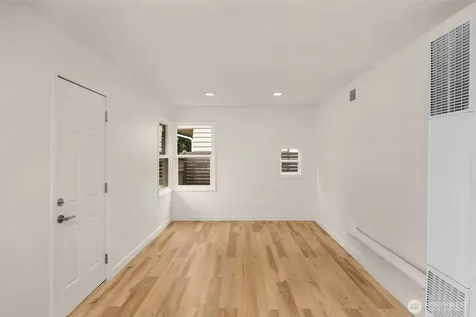 12235 43rd Avenue S Seattle WA 98178