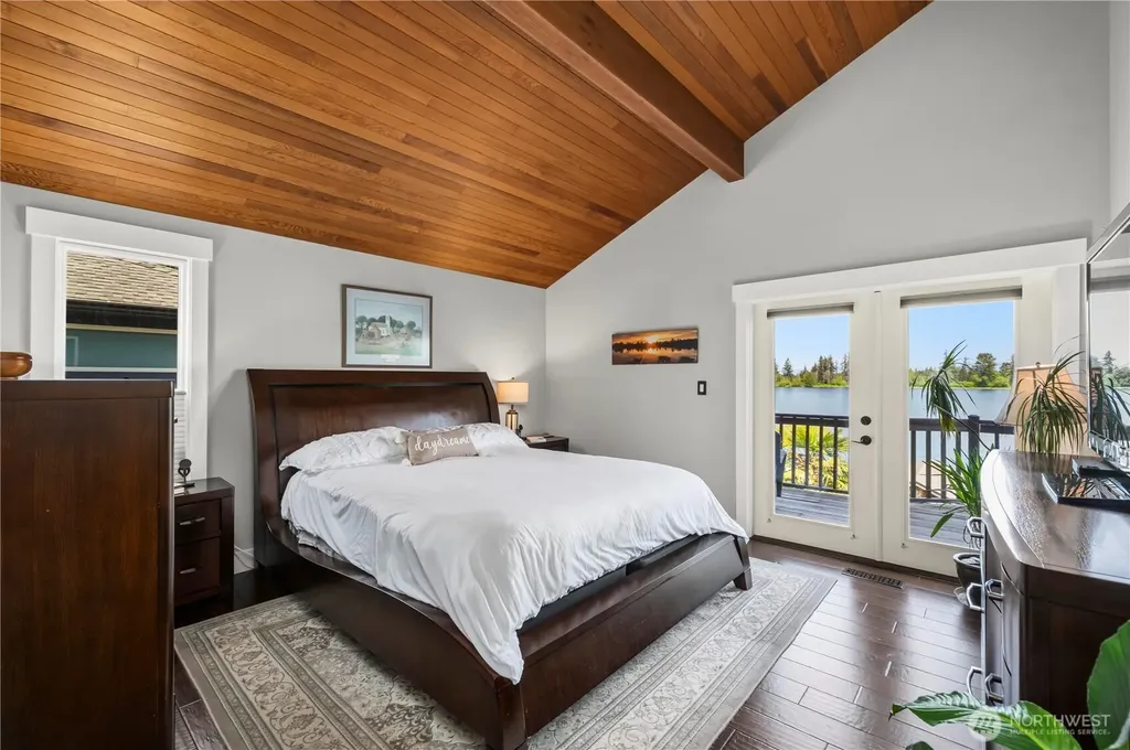 1601 Tacoma Point Drive E Lake Tapps WA 98391