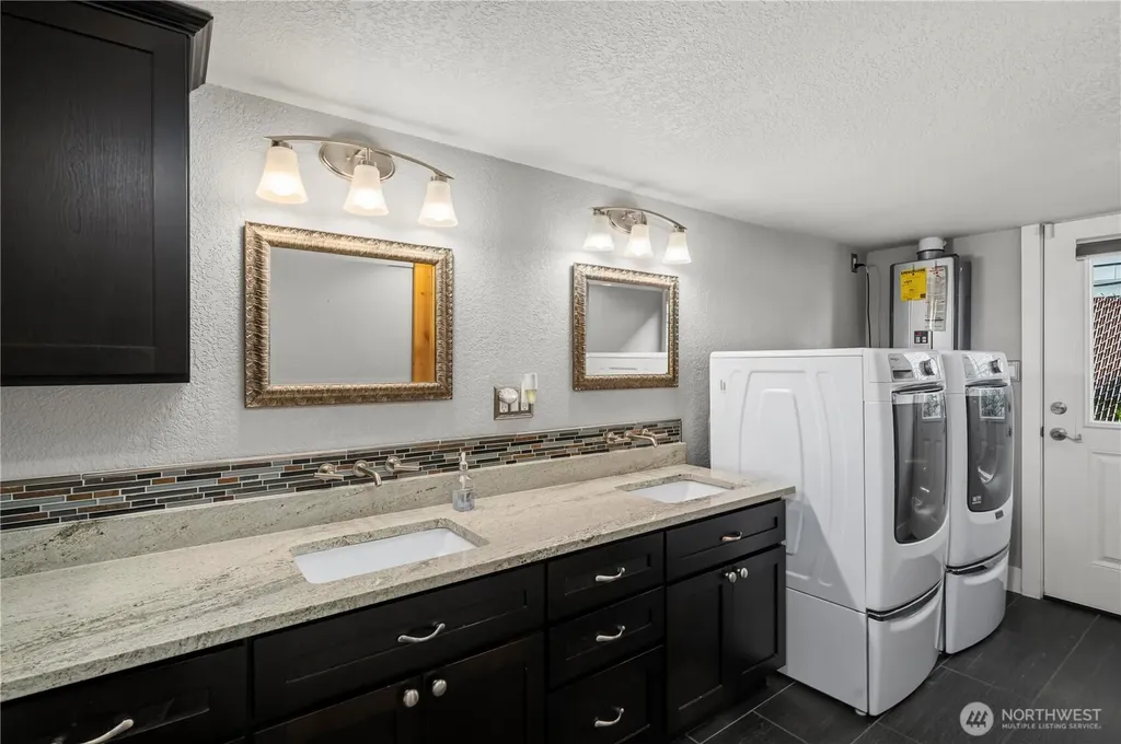 1601 Tacoma Point Drive E Lake Tapps WA 98391