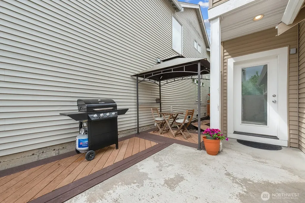 6636 Francis Avenue SE Auburn WA 98092