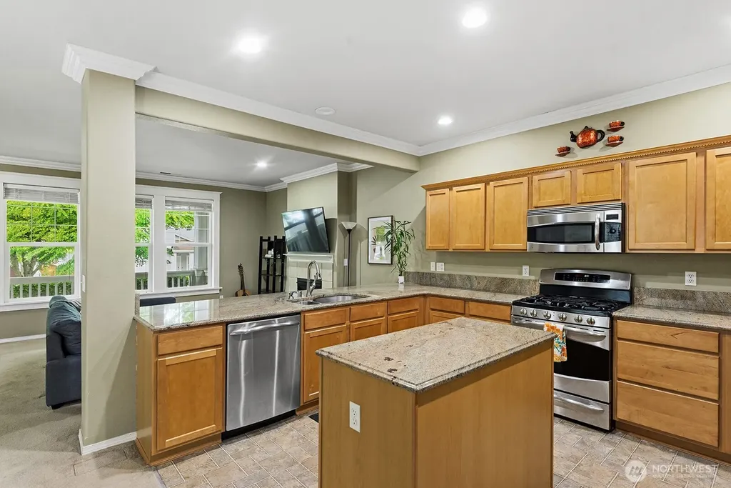 6636 Francis Avenue SE Auburn WA 98092