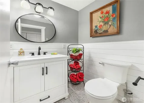 1425 S Puget Drive Renton WA 98055
