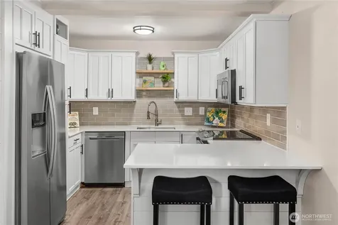1425 S Puget Drive Renton WA 98055