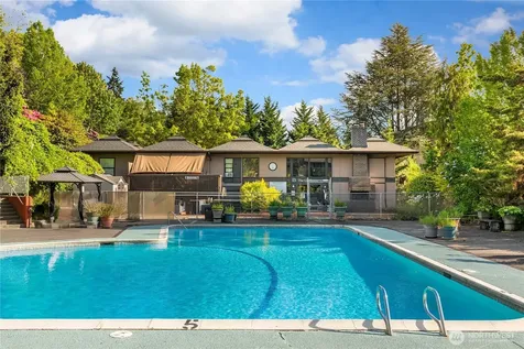 1425 S Puget Drive Renton WA 98055