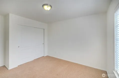 5709 119th Place NE Marysville WA 98271