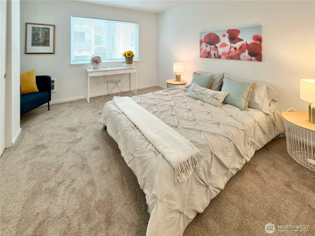 5834 NE 75th Street Seattle WA 98115