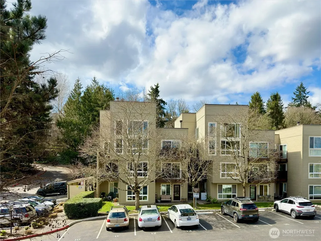 5834 NE 75th Street Seattle WA 98115