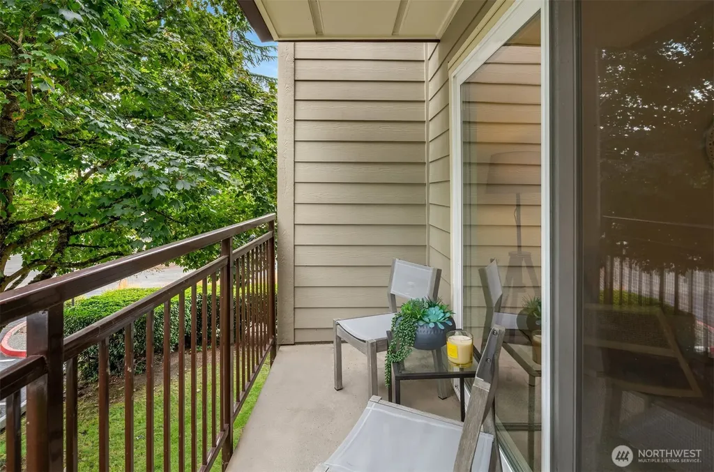 5834 NE 75th Street Seattle WA 98115
