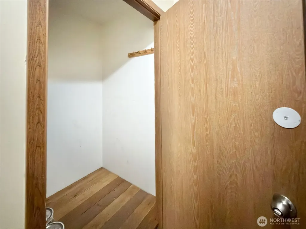 5834 NE 75th Street Seattle WA 98115