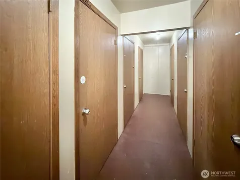 5834 NE 75th Street Seattle WA 98115