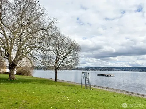 5834 NE 75th Street Seattle WA 98115