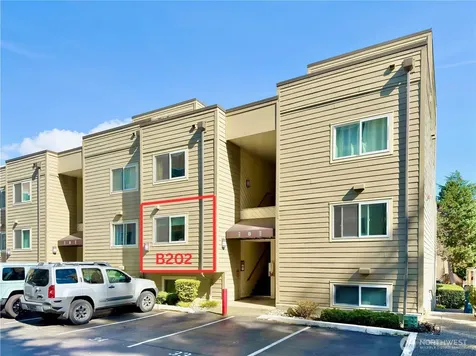 5834 NE 75th Street Seattle WA 98115