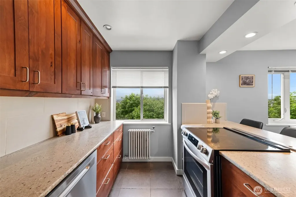 1800 Taylor Avenue N Seattle WA 98109