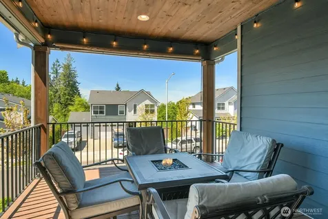 7029 82nd Drive NE Marysville WA 98270