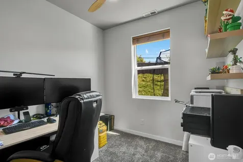 7029 82nd Drive NE Marysville WA 98270