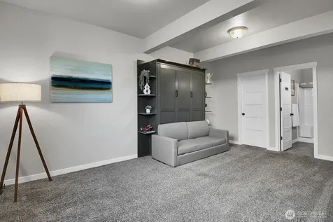 7029 82nd Drive NE Marysville WA 98270