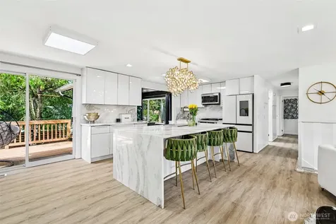 9232 NE 139th Street Kirkland WA 98034