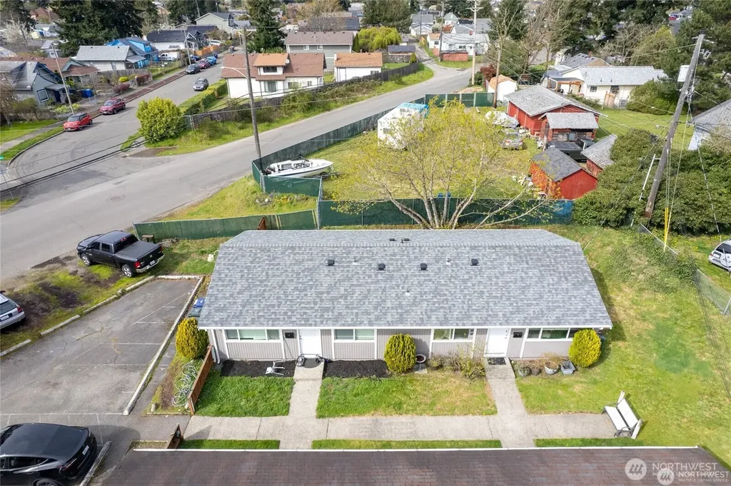 3703 S Manitou Tacoma WA 98409
