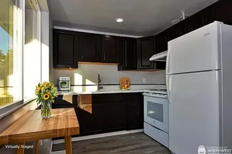 3703 S Manitou Tacoma WA 98409